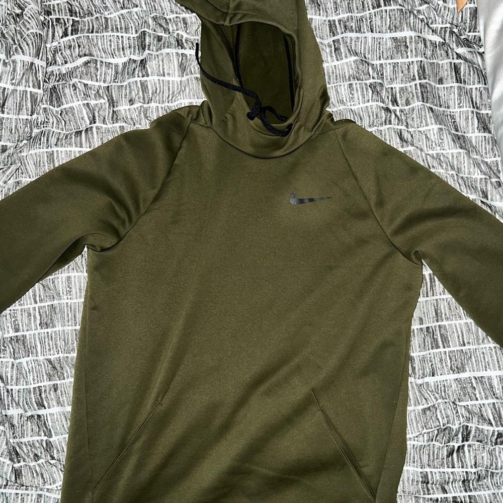 Nike Dri-Fit Pullover